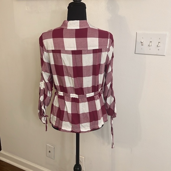 Cato Block Style Top W/Ruched Tie Sleeves, Button Down, Ruched Waist, Sz. M. - Picture 4 of 10